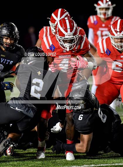 Thumbnail 3 in Mater Dei vs. Servite (CIF SS DIV 1 Championship) photogallery.