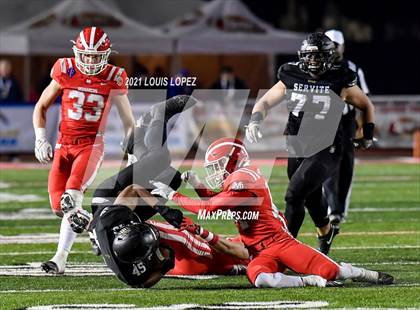 Thumbnail 2 in Mater Dei vs. Servite (CIF SS DIV 1 Championship) photogallery.