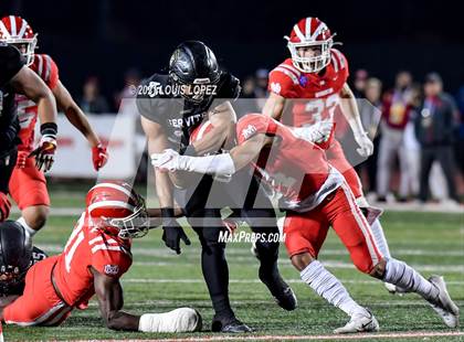 Thumbnail 1 in Mater Dei vs. Servite (CIF SS DIV 1 Championship) photogallery.