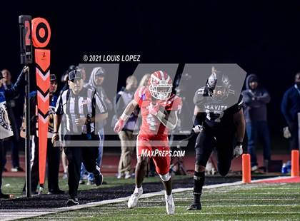 Thumbnail 2 in Mater Dei vs. Servite (CIF SS DIV 1 Championship) photogallery.