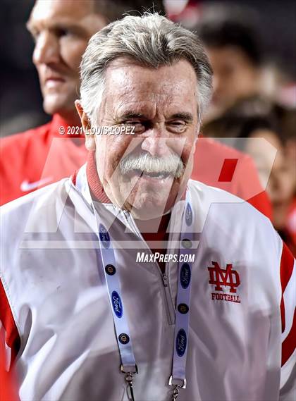 Thumbnail 2 in Mater Dei vs. Servite (CIF SS DIV 1 Championship) photogallery.