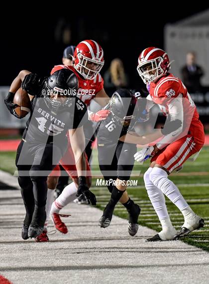 Thumbnail 2 in Mater Dei vs. Servite (CIF SS DIV 1 Championship) photogallery.