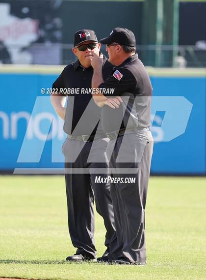 Thumbnail 2 in Nazareth vs. D'Hanis (UIL 1A Baseball Final) photogallery.