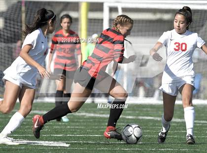 Thumbnail 1 in Oak Hills vs. Montgomery (Back Bay Invitational) photogallery.