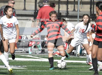 Thumbnail 1 in Oak Hills vs. Montgomery (Back Bay Invitational) photogallery.