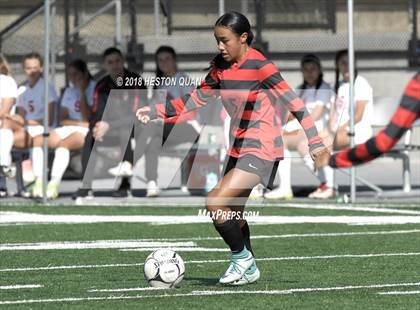 Thumbnail 1 in Oak Hills vs. Montgomery (Back Bay Invitational) photogallery.