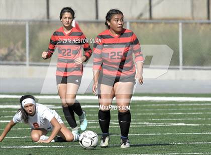 Thumbnail 3 in Oak Hills vs. Montgomery (Back Bay Invitational) photogallery.