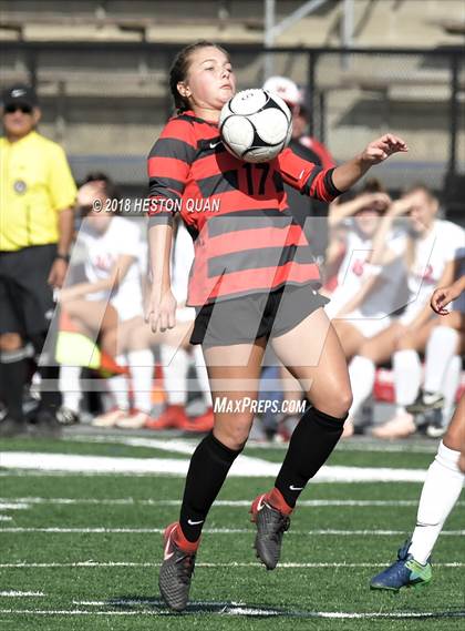 Thumbnail 1 in Oak Hills vs. Montgomery (Back Bay Invitational) photogallery.