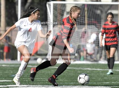 Thumbnail 2 in Oak Hills vs. Montgomery (Back Bay Invitational) photogallery.