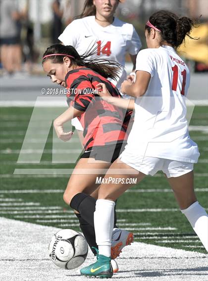 Thumbnail 3 in Oak Hills vs. Montgomery (Back Bay Invitational) photogallery.