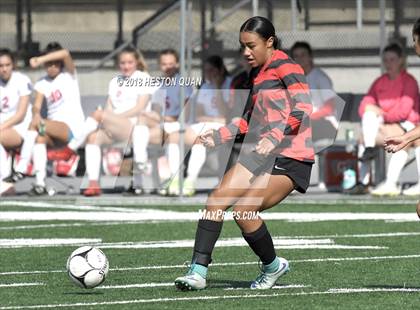 Thumbnail 2 in Oak Hills vs. Montgomery (Back Bay Invitational) photogallery.