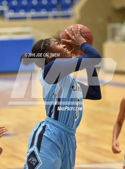 Thumbnail 3 in Johnson [Claudia Taylor] vs Stevens [John Paul] photogallery.