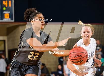 Thumbnail 2 in Sprayberry @ Cambridge (scrimmage) photogallery.