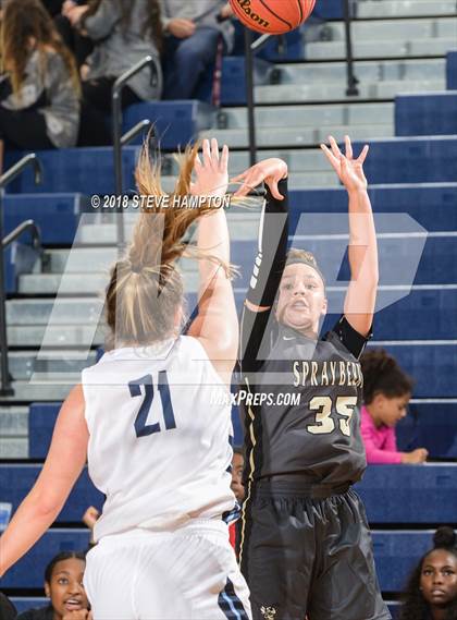 Thumbnail 2 in Sprayberry @ Cambridge (scrimmage) photogallery.