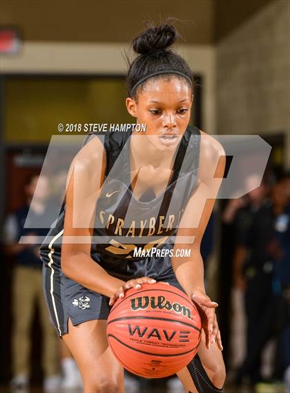 Thumbnail 3 in Sprayberry @ Cambridge (scrimmage) photogallery.