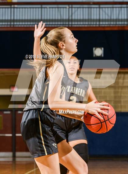 Thumbnail 1 in Sprayberry @ Cambridge (scrimmage) photogallery.