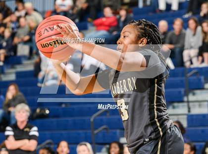 Thumbnail 2 in Sprayberry @ Cambridge (scrimmage) photogallery.