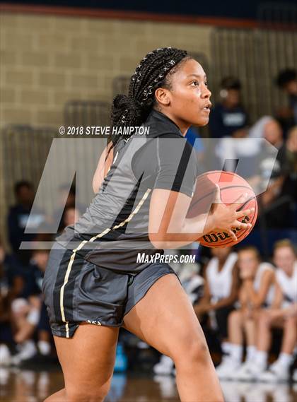 Thumbnail 1 in Sprayberry @ Cambridge (scrimmage) photogallery.