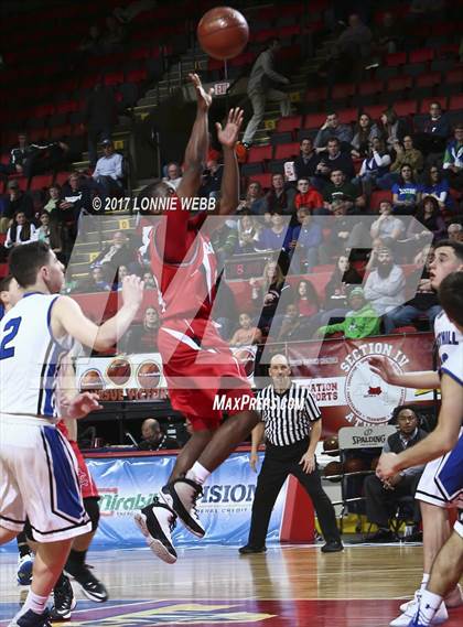 Thumbnail 2 in Center Moriches vs Westhill (NYSPHSAA Class B Semifinal) photogallery.