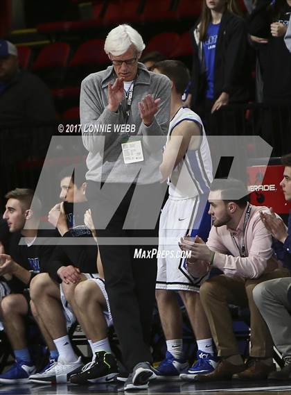 Thumbnail 3 in Center Moriches vs Westhill (NYSPHSAA Class B Semifinal) photogallery.