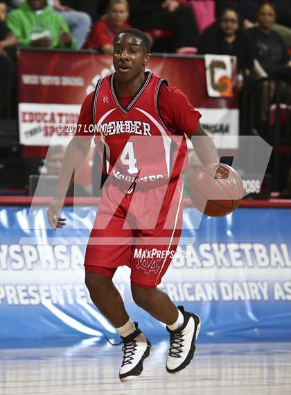 Thumbnail 1 in Center Moriches vs Westhill (NYSPHSAA Class B Semifinal) photogallery.