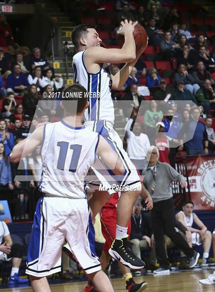 Thumbnail 2 in Center Moriches vs Westhill (NYSPHSAA Class B Semifinal) photogallery.
