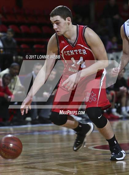 Thumbnail 3 in Center Moriches vs Westhill (NYSPHSAA Class B Semifinal) photogallery.