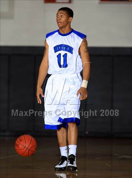 Thumbnail 2 in Westside vs. Cinco Ranch (McDonald's Texas Invitational) photogallery.