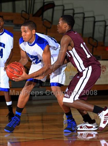 Thumbnail 2 in Westside vs. Cinco Ranch (McDonald's Texas Invitational) photogallery.