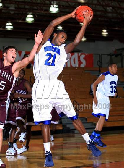 Thumbnail 2 in Westside vs. Cinco Ranch (McDonald's Texas Invitational) photogallery.