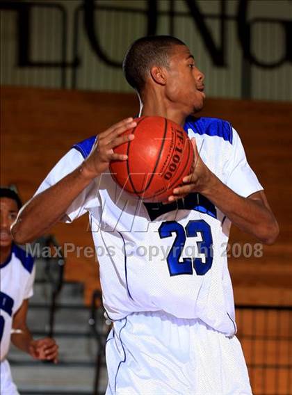 Thumbnail 1 in Westside vs. Cinco Ranch (McDonald's Texas Invitational) photogallery.