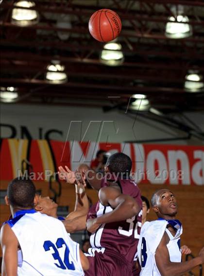 Thumbnail 1 in Westside vs. Cinco Ranch (McDonald's Texas Invitational) photogallery.