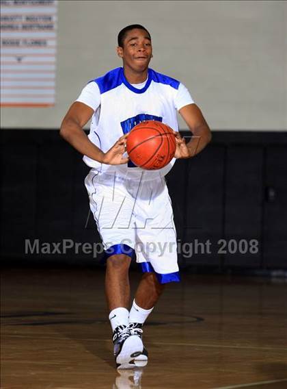 Thumbnail 2 in Westside vs. Cinco Ranch (McDonald's Texas Invitational) photogallery.