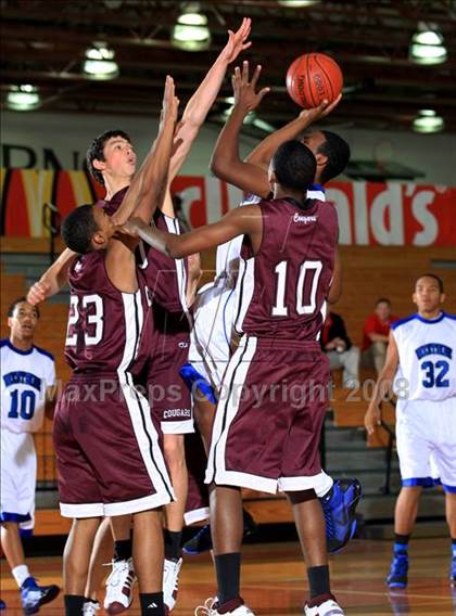 Thumbnail 1 in Westside vs. Cinco Ranch (McDonald's Texas Invitational) photogallery.