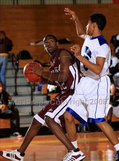 Thumbnail 2 in Westside vs. Cinco Ranch (McDonald's Texas Invitational) photogallery.