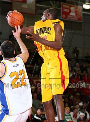 Thumbnail 2 in Santa Margarita vs. Dominguez (Nike Extravaganza) photogallery.
