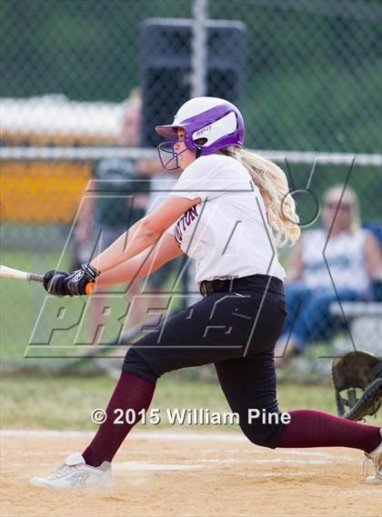 Thumbnail 3 in Minisink Valley vs. Kingston (Section 9 Quarterfinal) photogallery.