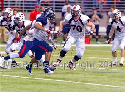 Thumbnail 1 in Lake Travis vs. Dawson (4A Div 1 Semifinal) photogallery.