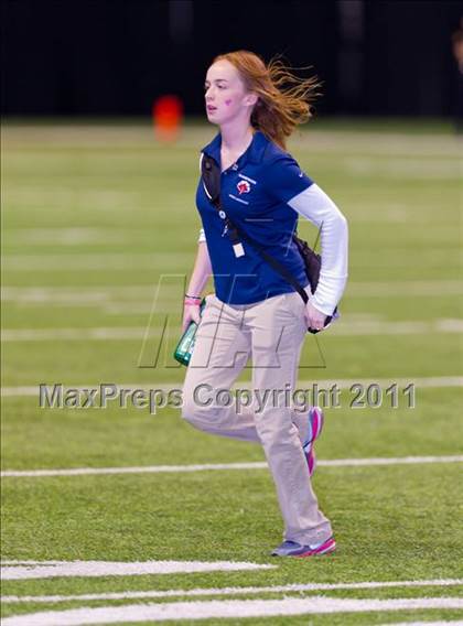 Thumbnail 3 in Lake Travis vs. Dawson (4A Div 1 Semifinal) photogallery.