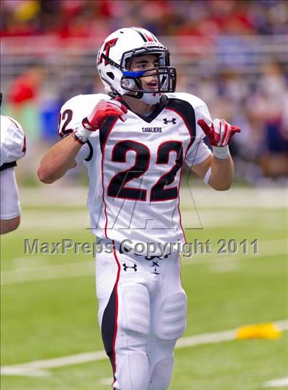Thumbnail 3 in Lake Travis vs. Dawson (4A Div 1 Semifinal) photogallery.