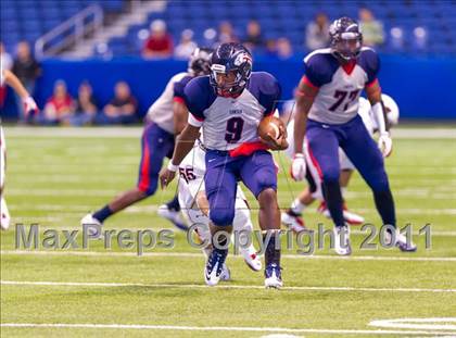Thumbnail 3 in Lake Travis vs. Dawson (4A Div 1 Semifinal) photogallery.