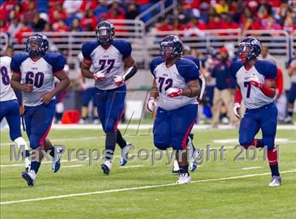 Thumbnail 2 in Lake Travis vs. Dawson (4A Div 1 Semifinal) photogallery.