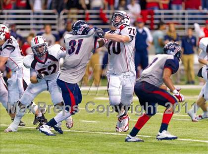 Thumbnail 3 in Lake Travis vs. Dawson (4A Div 1 Semifinal) photogallery.
