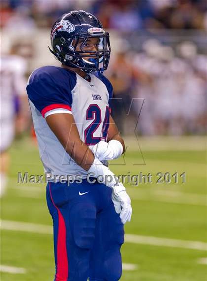 Thumbnail 3 in Lake Travis vs. Dawson (4A Div 1 Semifinal) photogallery.