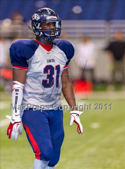 Thumbnail 3 in Lake Travis vs. Dawson (4A Div 1 Semifinal) photogallery.