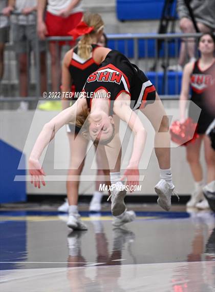 Thumbnail 2 in Maumelle vs. Vilonia  (AAA 5A State Playoff 1st round) photogallery.