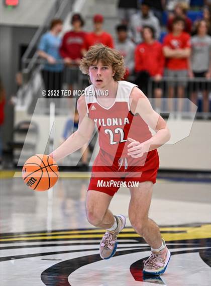 Thumbnail 1 in Maumelle vs. Vilonia  (AAA 5A State Playoff 1st round) photogallery.