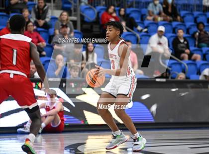 Thumbnail 1 in Maumelle vs. Vilonia  (AAA 5A State Playoff 1st round) photogallery.