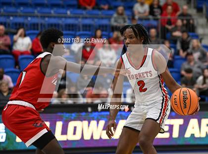 Thumbnail 2 in Maumelle vs. Vilonia  (AAA 5A State Playoff 1st round) photogallery.