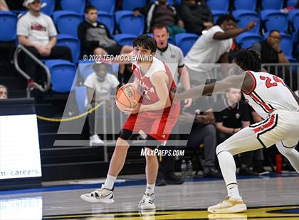 Thumbnail 1 in Maumelle vs. Vilonia  (AAA 5A State Playoff 1st round) photogallery.